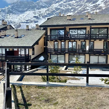 Stella Appartament, In Out In Cervinia Appartamento *