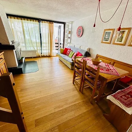 Stella Appartament, In Out In Cervinia